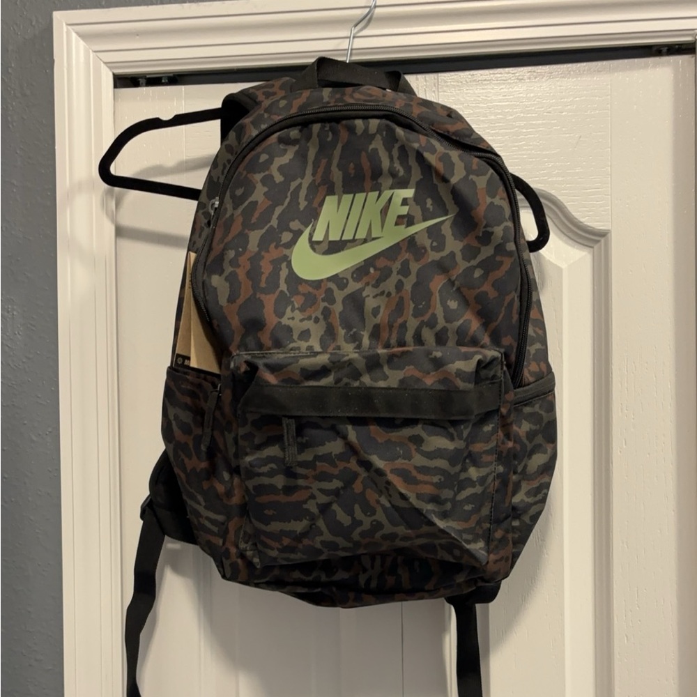 Nike backpack, never used, new with tags!